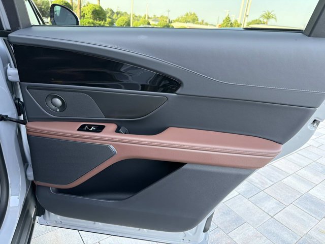 New 2026 Lincoln Nautilus Reserve w/ Jet Appearance Package AWD/4WD image 20