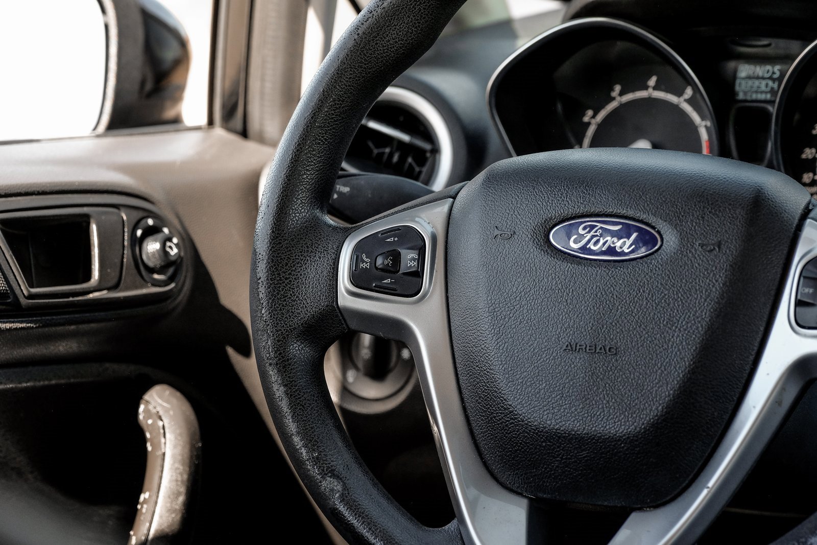 Used 2019 Ford Fiesta SE w/ Equipment Group 201A image 18