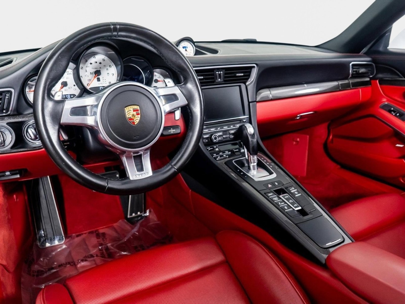 Used 2016 Porsche 911 Turbo S AWD/4WD image 2