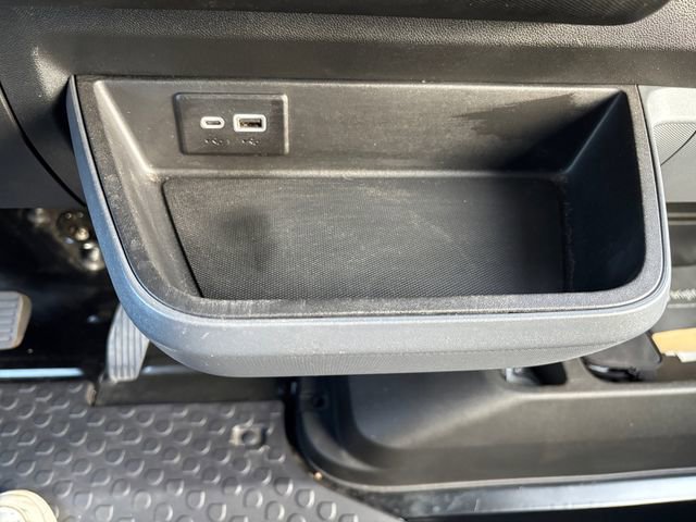 Used 2024 Chevrolet Brightdrop 400 w/ Commercial Equipment Package AWD/4WD image 23