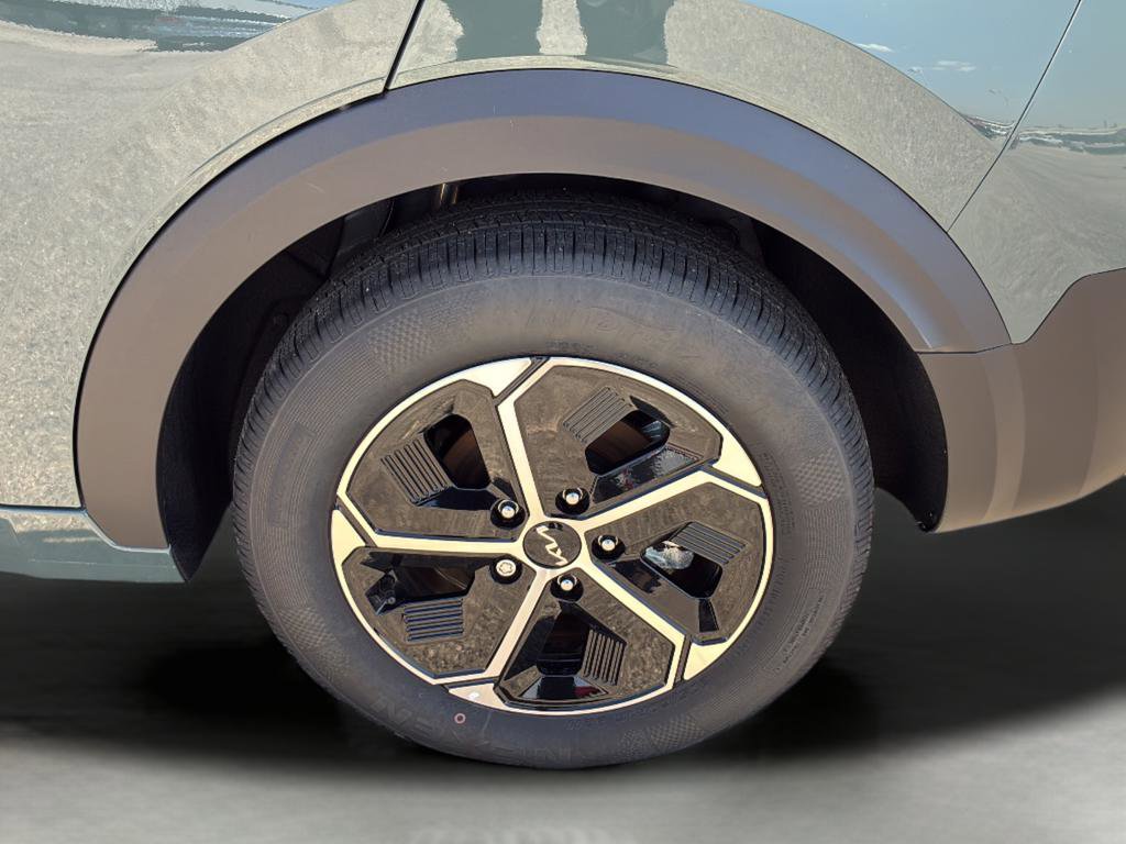 New 2025 Kia Niro EX image 40