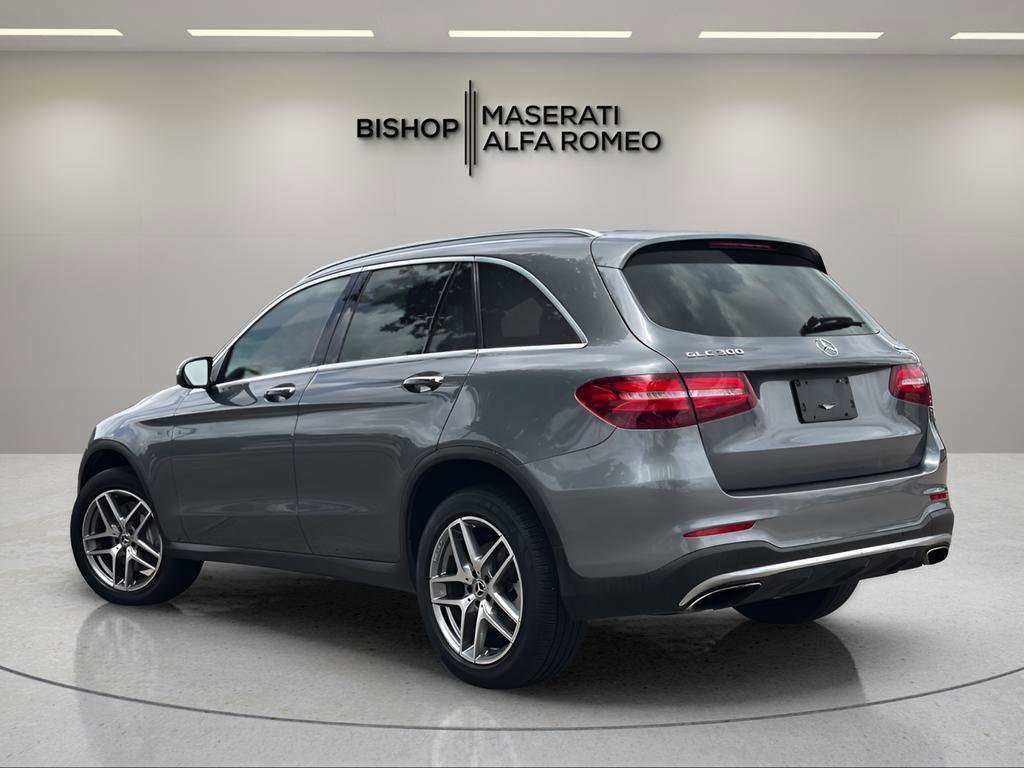Used 2017 Mercedes-Benz GLC 300 4MATIC image 3