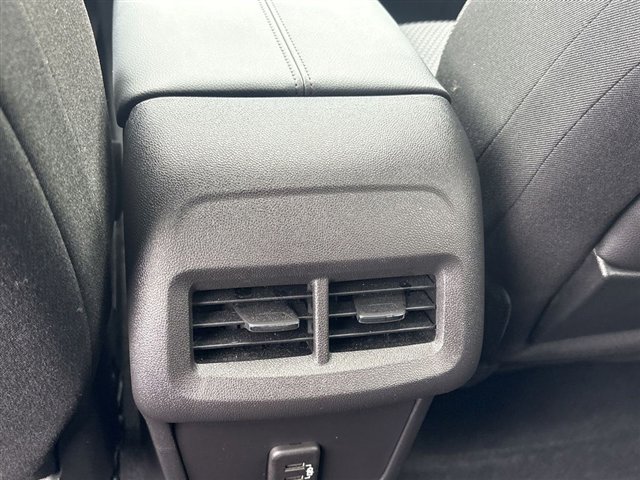 Used 2024 GMC Terrain SLE w/ Driver Convenience Package FWD image 20
