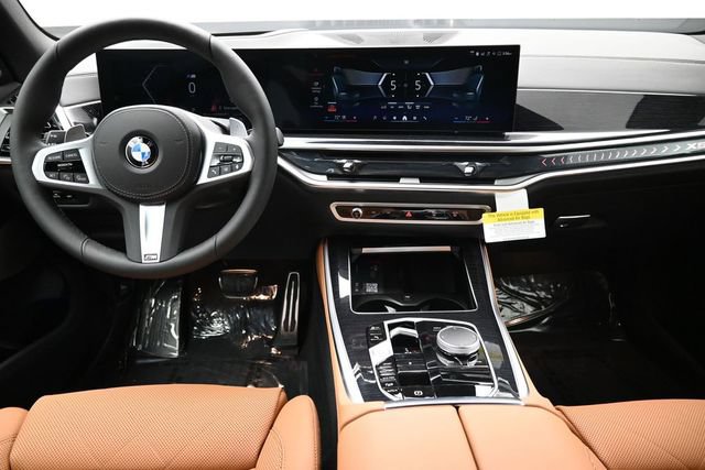 New 2026 BMW X5 xDrive40i w/ M Sport Package AWD/4WD image 14