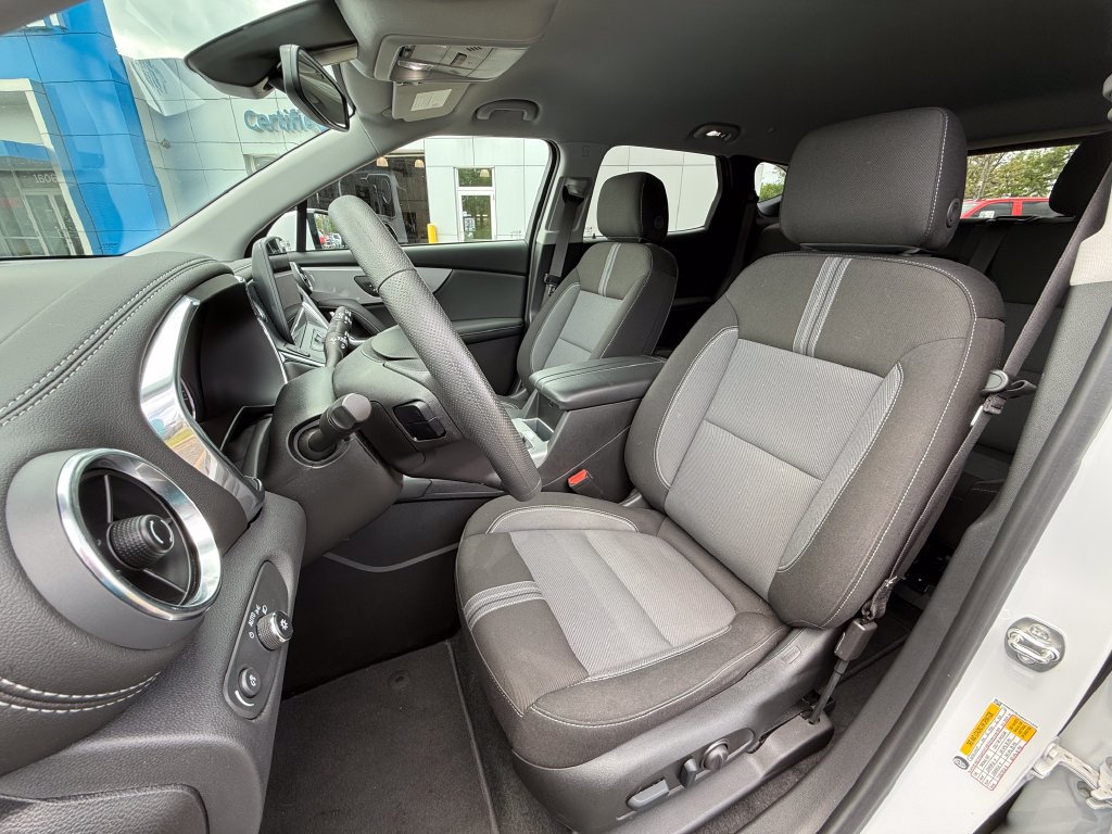 Certified 2024 Chevrolet Blazer LT w/ Convenience Package FWD image 18