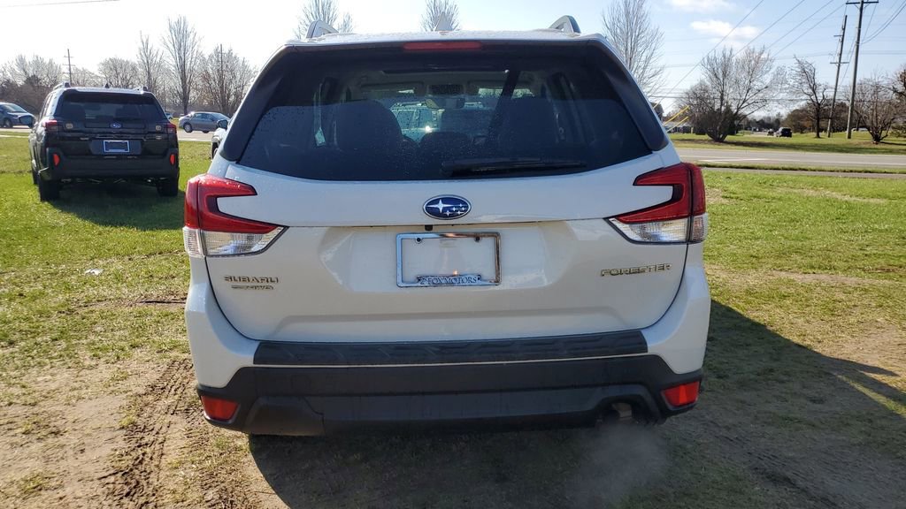 Certified 2021 Subaru Forester Premium w/ Popular Package #1 image 4