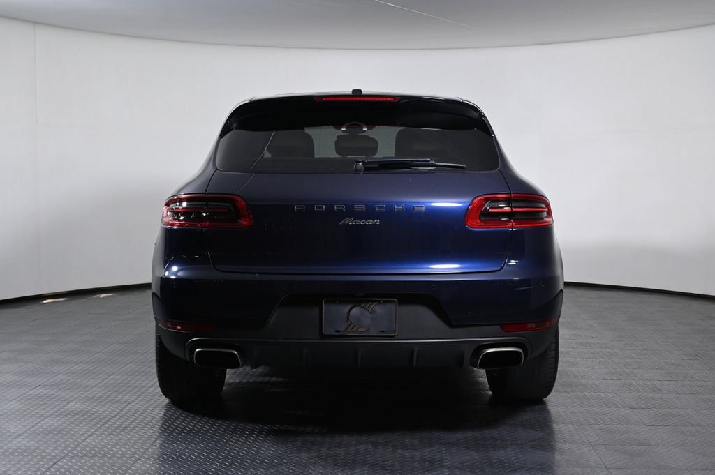 Certified 2018 Porsche Macan AWD/4WD image 6