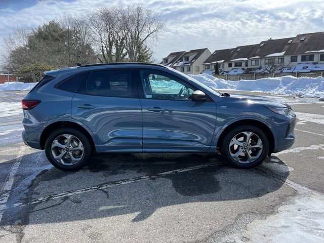 Certified 2023 Ford Escape ST-Line w/ Tech Pack #1 image 12