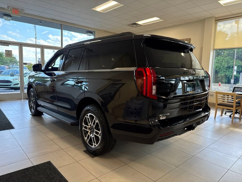 New 2026 Ford Expedition Active AWD/4WD image 5