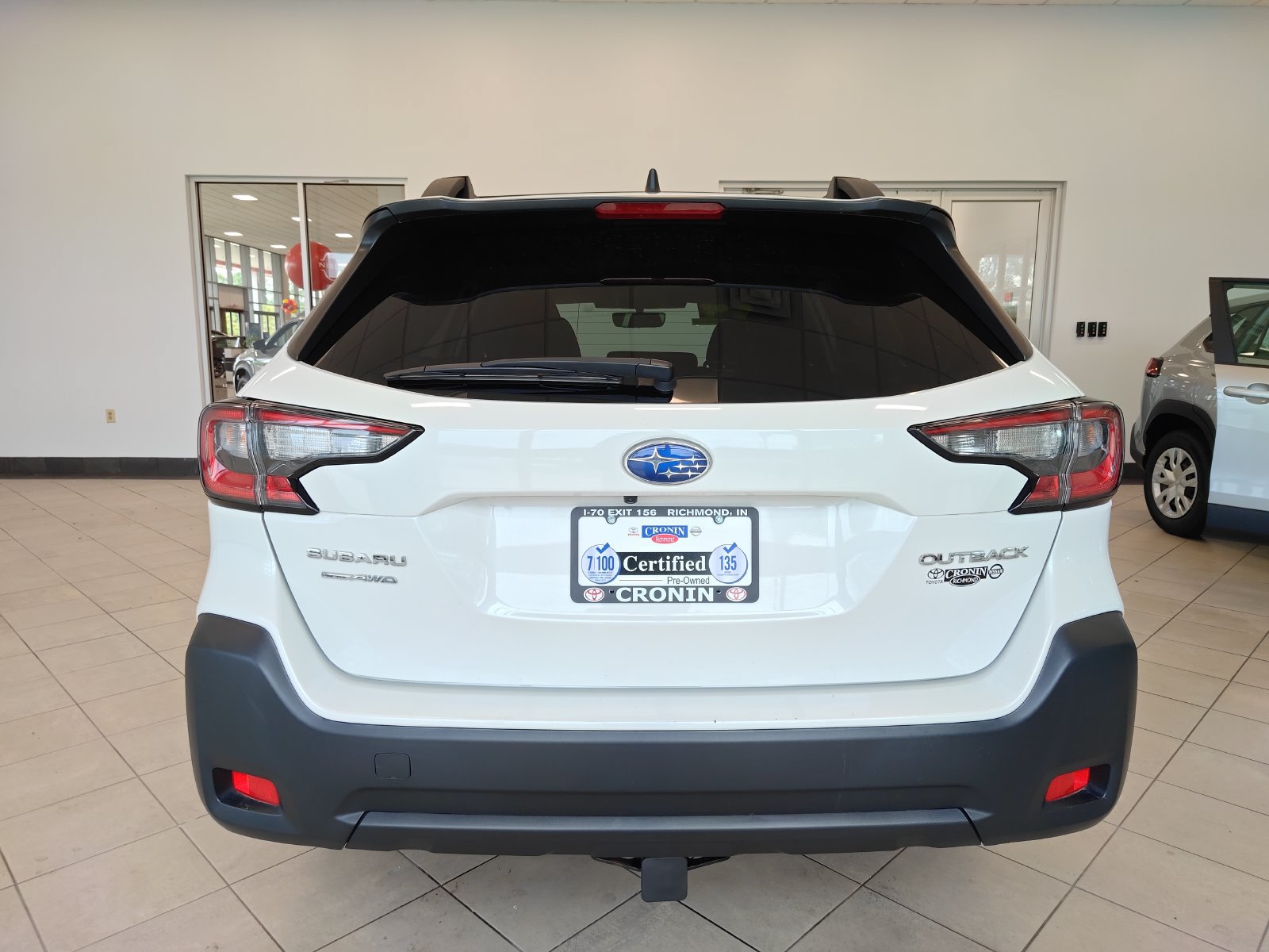 Used 2024 Subaru Outback Premium AWD/4WD image 3