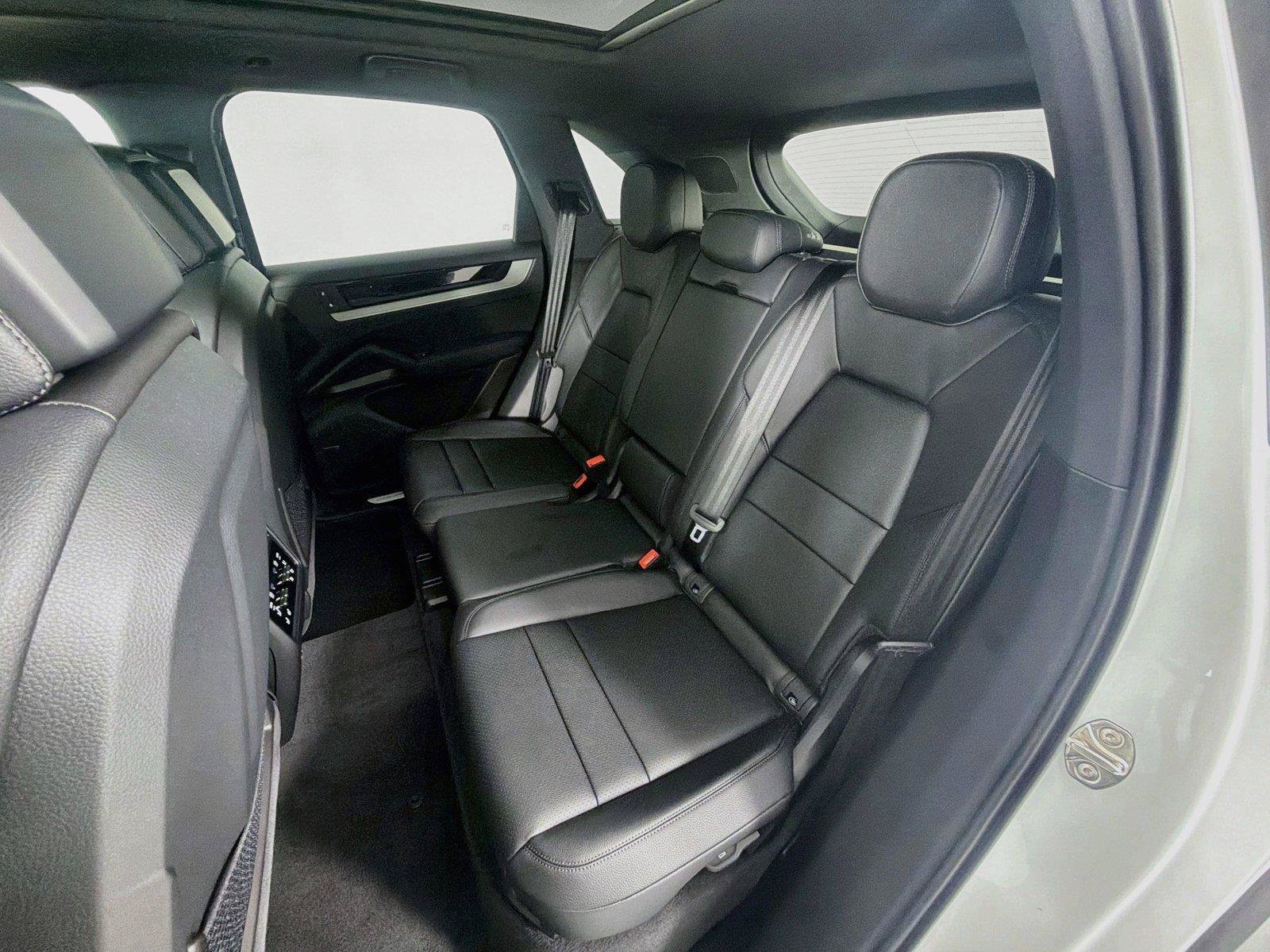 New 2026 Porsche Cayenne AWD/4WD image 22