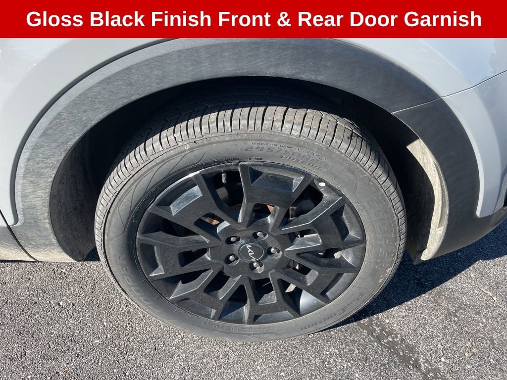 Used 2022 Kia Telluride EX w/ EX Premium Package image 14