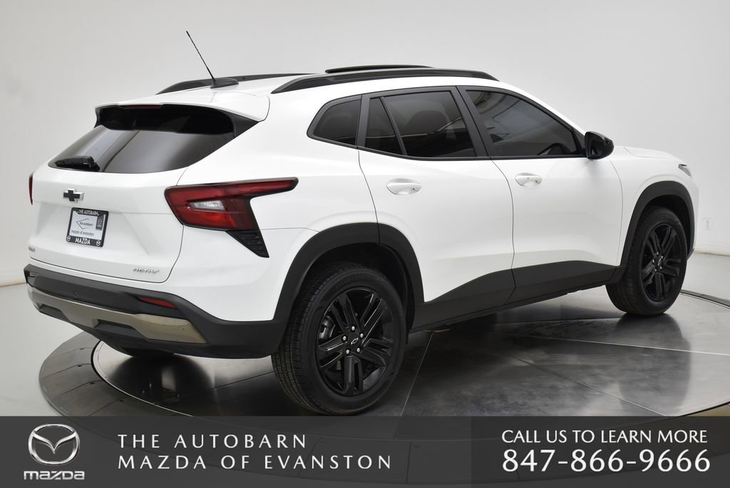 Used 2025 Chevrolet Trax ACTIV w/ Sunroof Package image 20