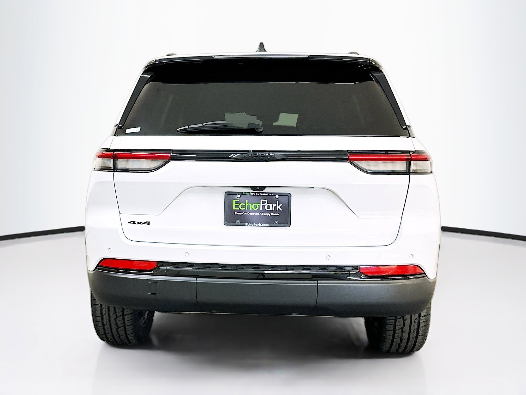 Used 2023 Jeep Grand Cherokee Altitude image 7