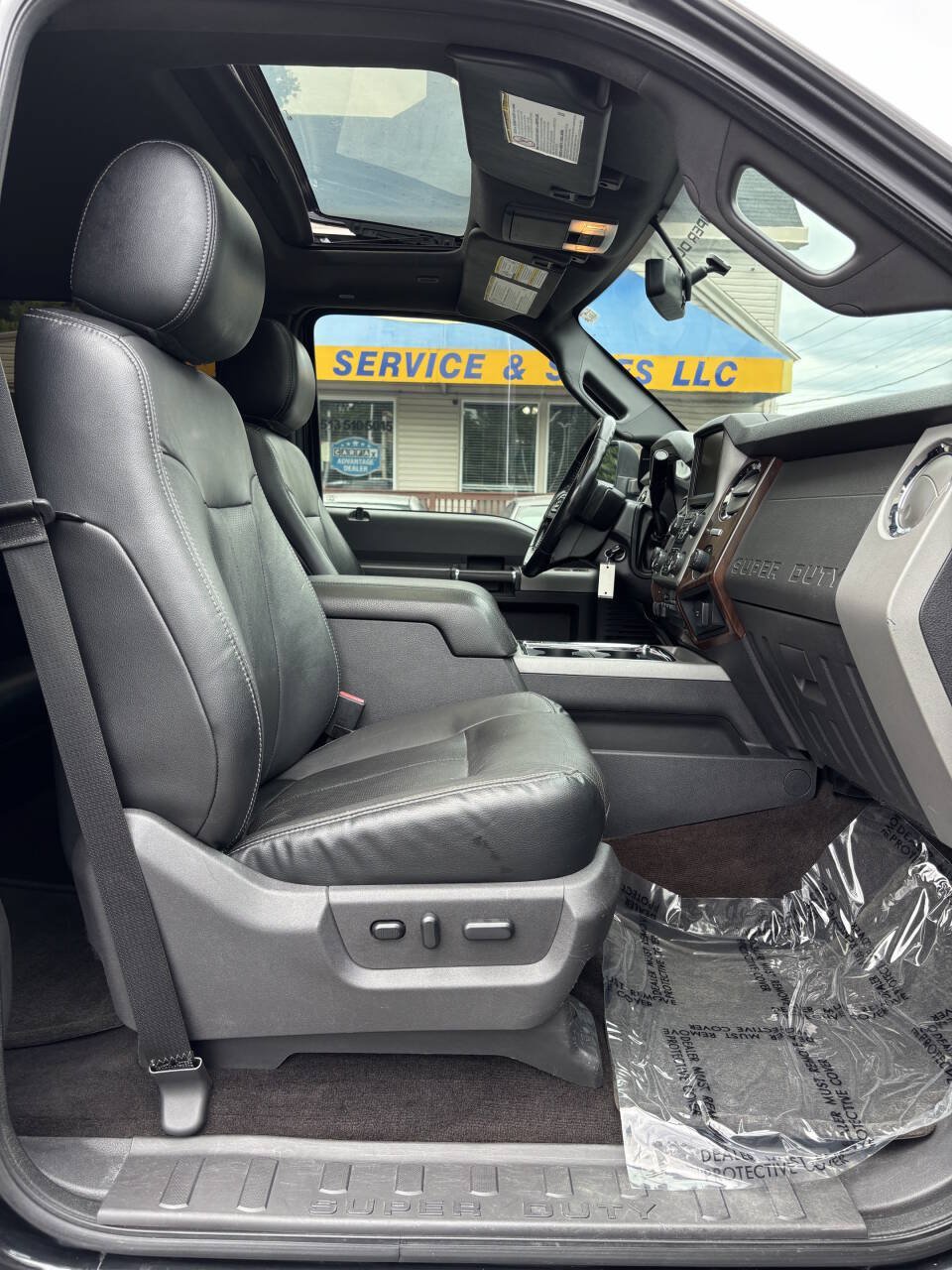 Used 2015 Ford F350 Lariat w/ Lariat Ultimate Package AWD/4WD image 21