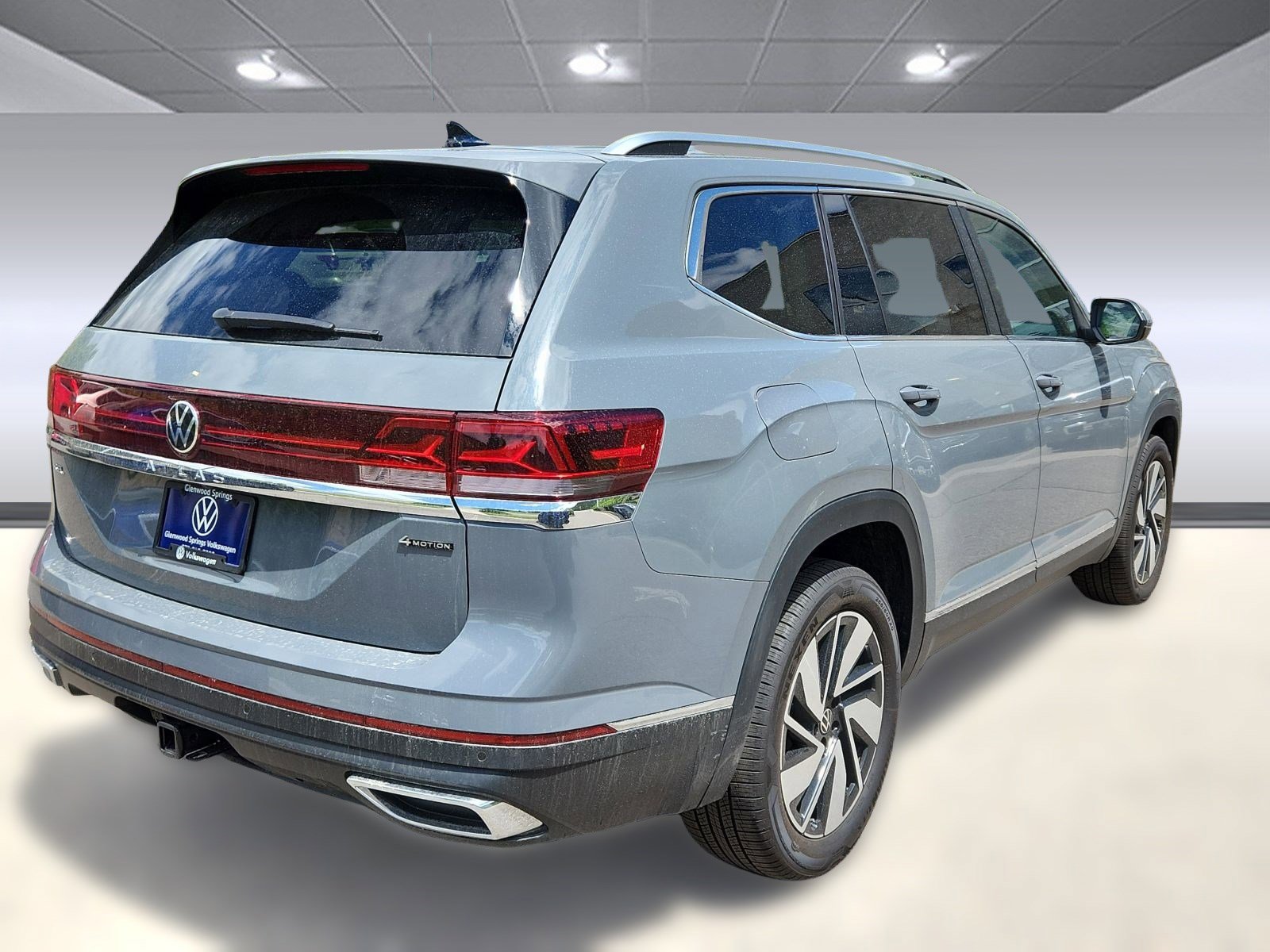New 2025 Volkswagen Atlas SEL image 3