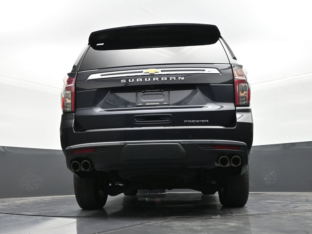 Used 2024 Chevrolet Suburban Premier RWD image 23