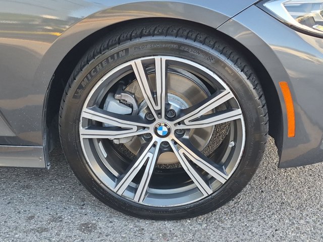 Used 2020 BMW 330i Sedan w/ Convenience Package RWD image 25