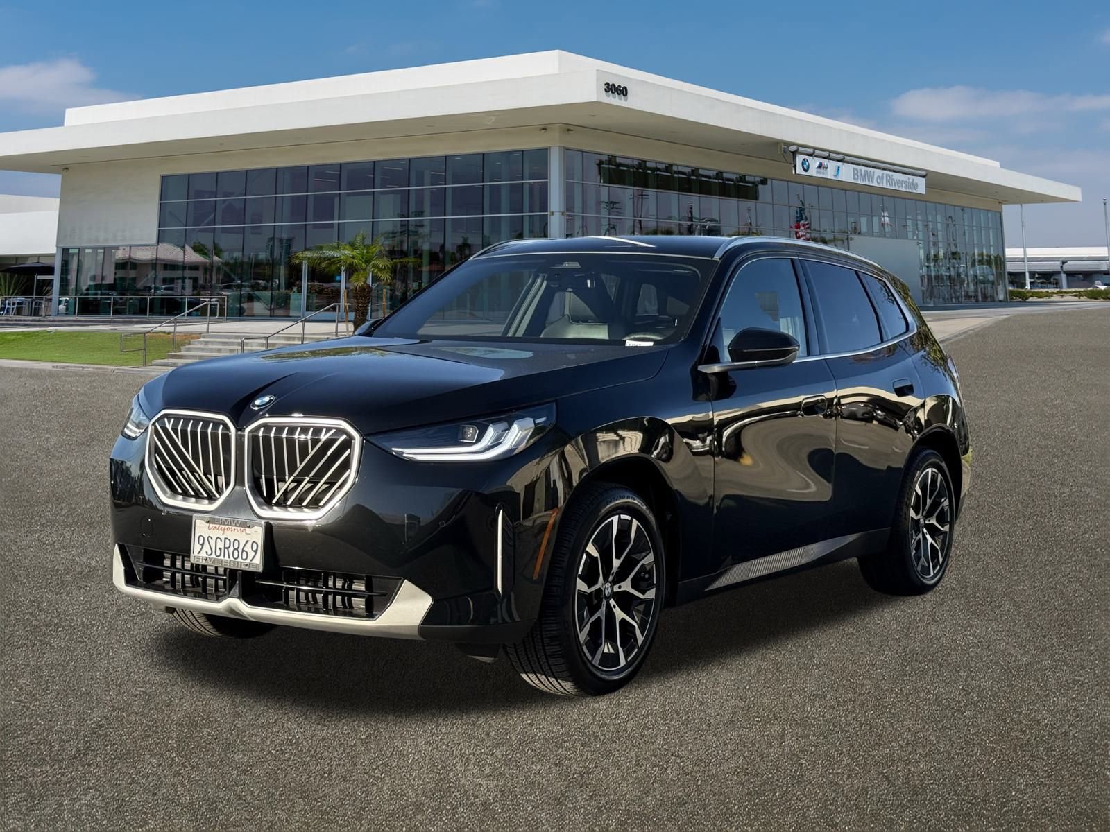 Used 2025 BMW X3 xDrive30i w/ Convenience Package image 5