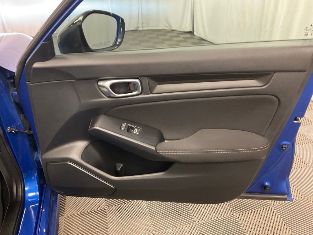 Used 2023 Honda Civic Sport image 18