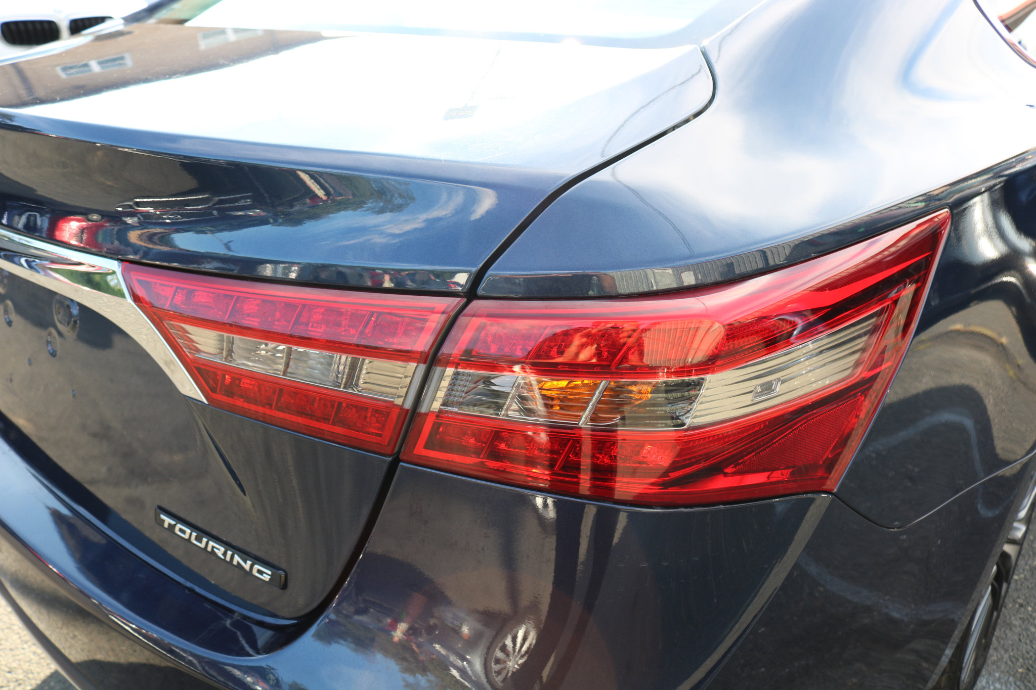 Used 2016 Toyota Avalon XLE Premium image 9