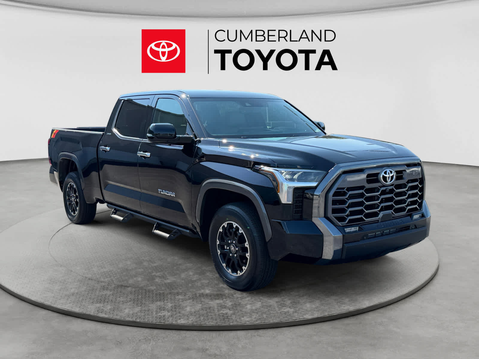Used 2026 Toyota Tundra Limited AWD/4WD image 7