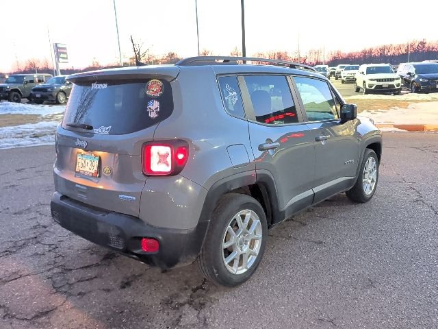 Used 2020 Jeep Renegade Latitude w/ Cold Weather Group image 7