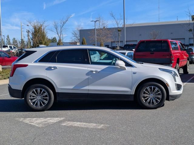 Used 2017 Cadillac XT5 Luxury w/ Driver Awareness Package image 2