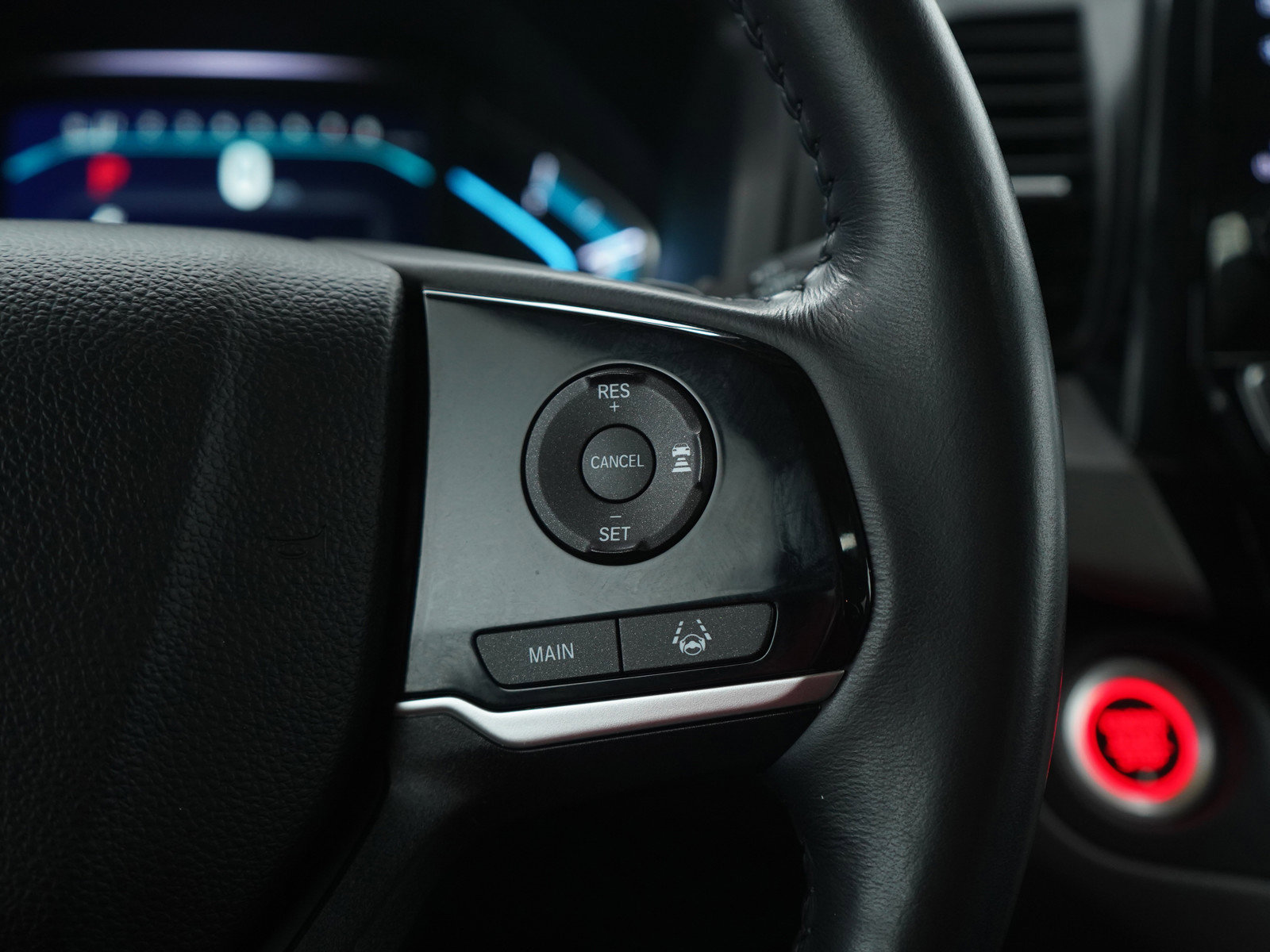 Used 2018 Honda Odyssey Touring image 29