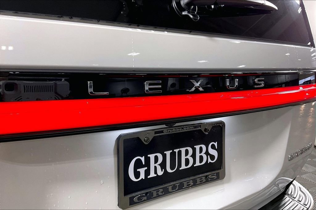 Used 2025 Lexus GX 550 image 39