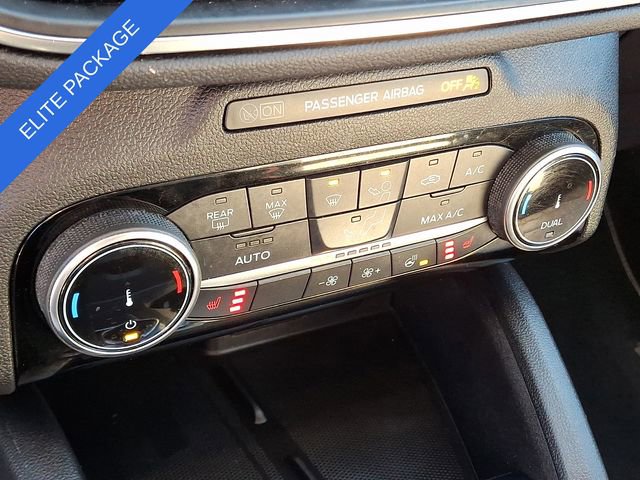 Certified 2022 Ford Escape Titanium w/ Titanium Elite Package image 16