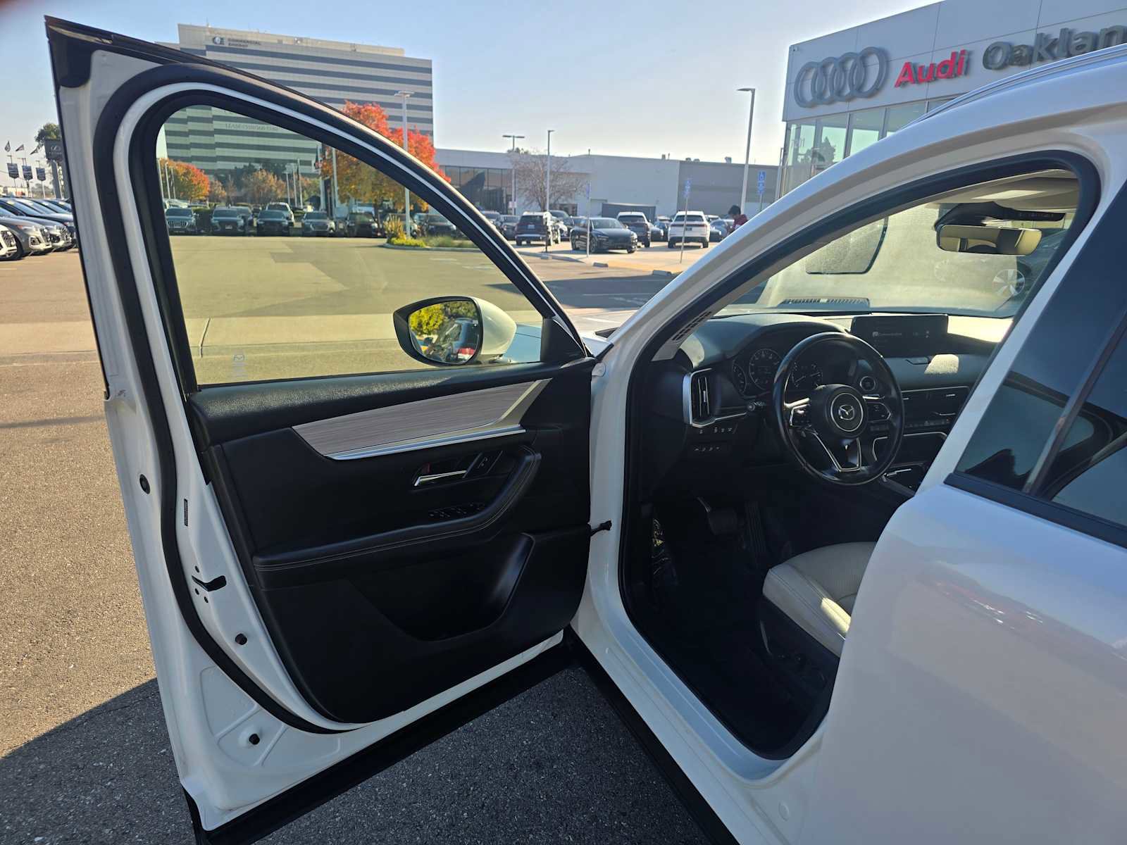 Used 2024 MAZDA CX-90 3.3 Turbo w/ Premium Package image 21