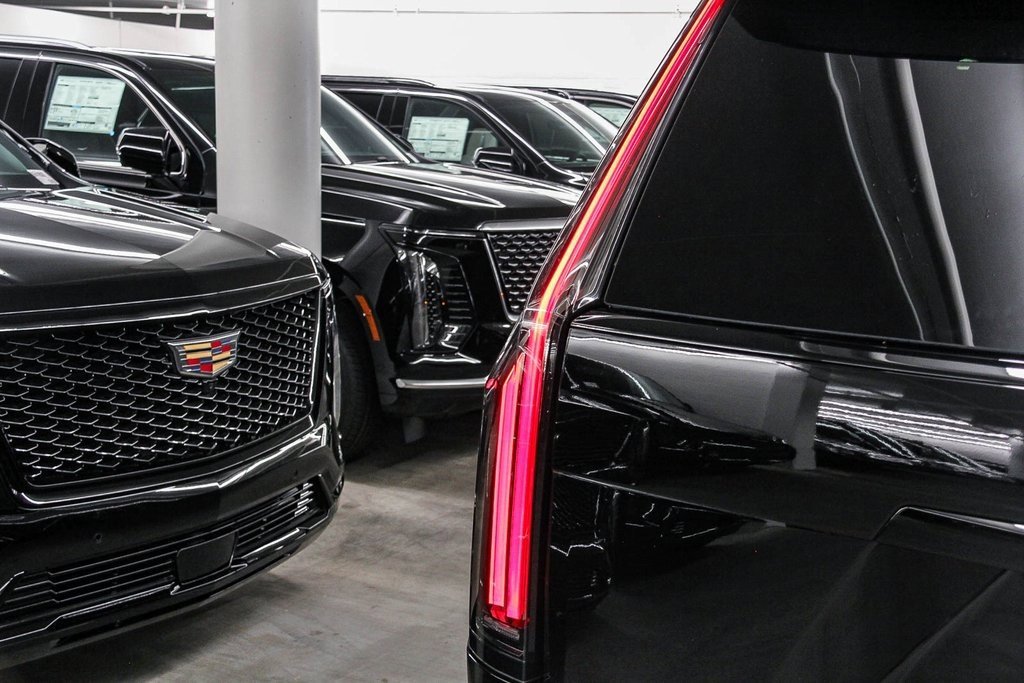 New 2026 Cadillac Escalade ESV Platinum Sport image 7