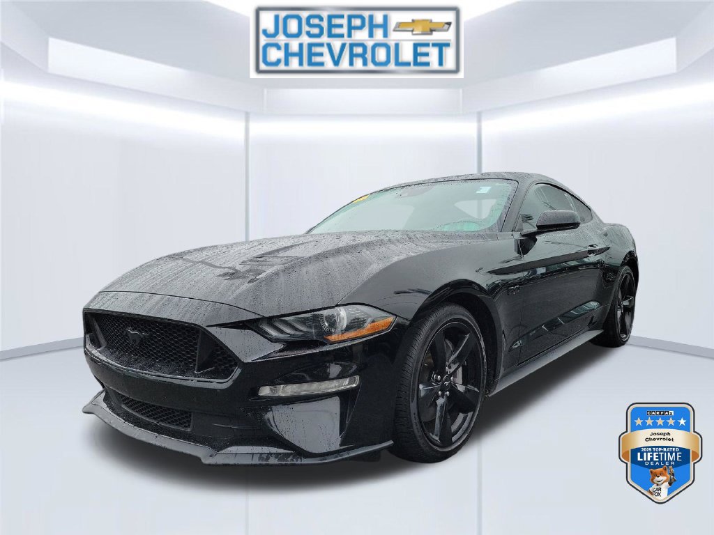 Used 2022 Ford Mustang GT w/ Equipment Group 301A RWD image 3