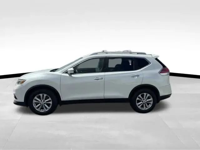 Used 2015 Nissan Rogue SV w/ SV Premium Package FWD image 4