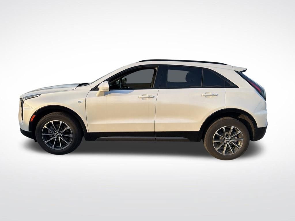 Used 2024 Cadillac XT4 Sport w/ Cold Weather Package image 4