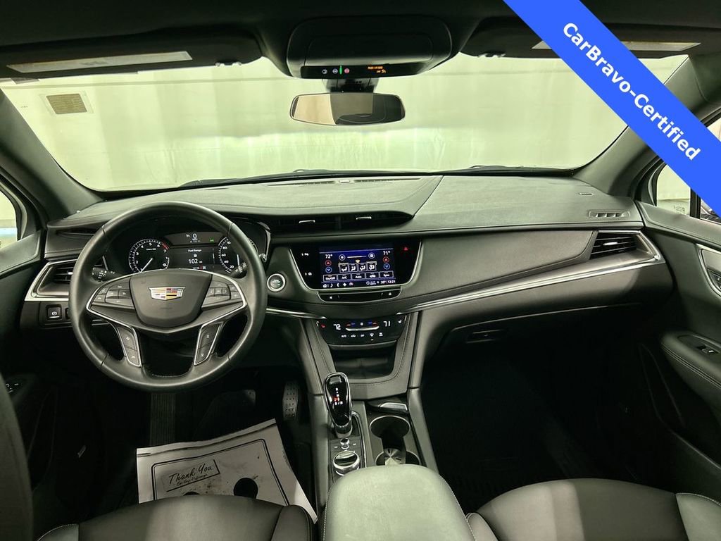 Certified 2025 Cadillac XT5 Luxury image 18