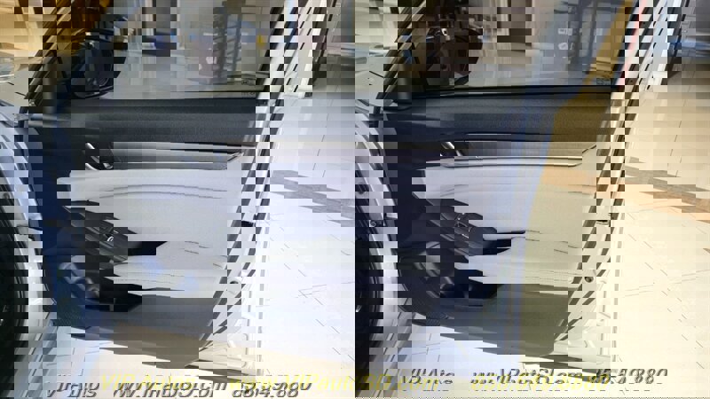 Used 2019 Honda Accord LX image 9