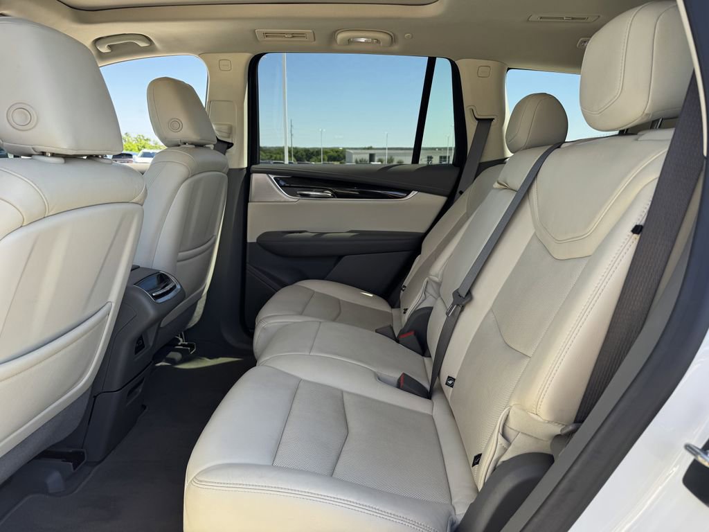 Used 2020 Cadillac XT6 Premium Luxury FWD image 27