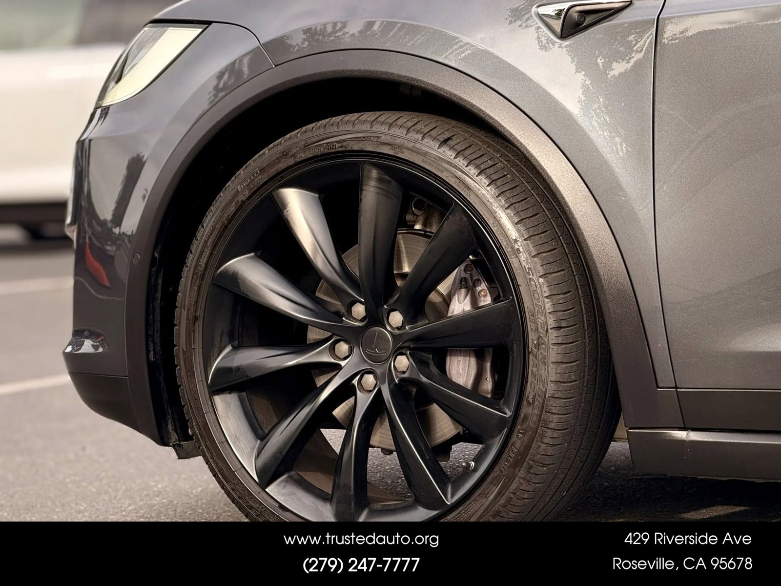 Used 2016 Tesla Model X 90D image 21