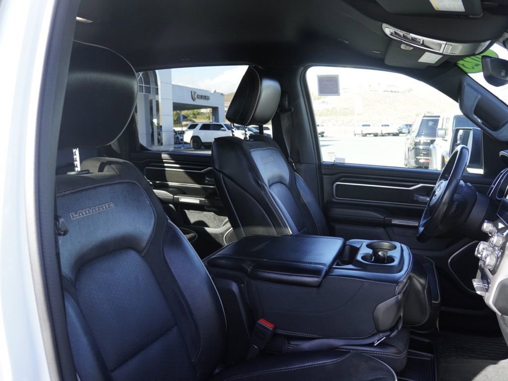 Used 2023 RAM 1500 Laramie AWD/4WD image 22