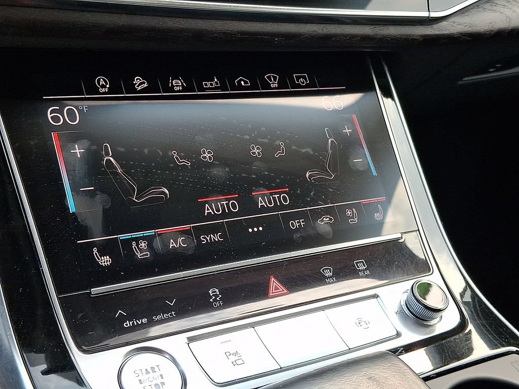 Used 2019 Audi Q8 Prestige w/ Luxury Package AWD/4WD image 16