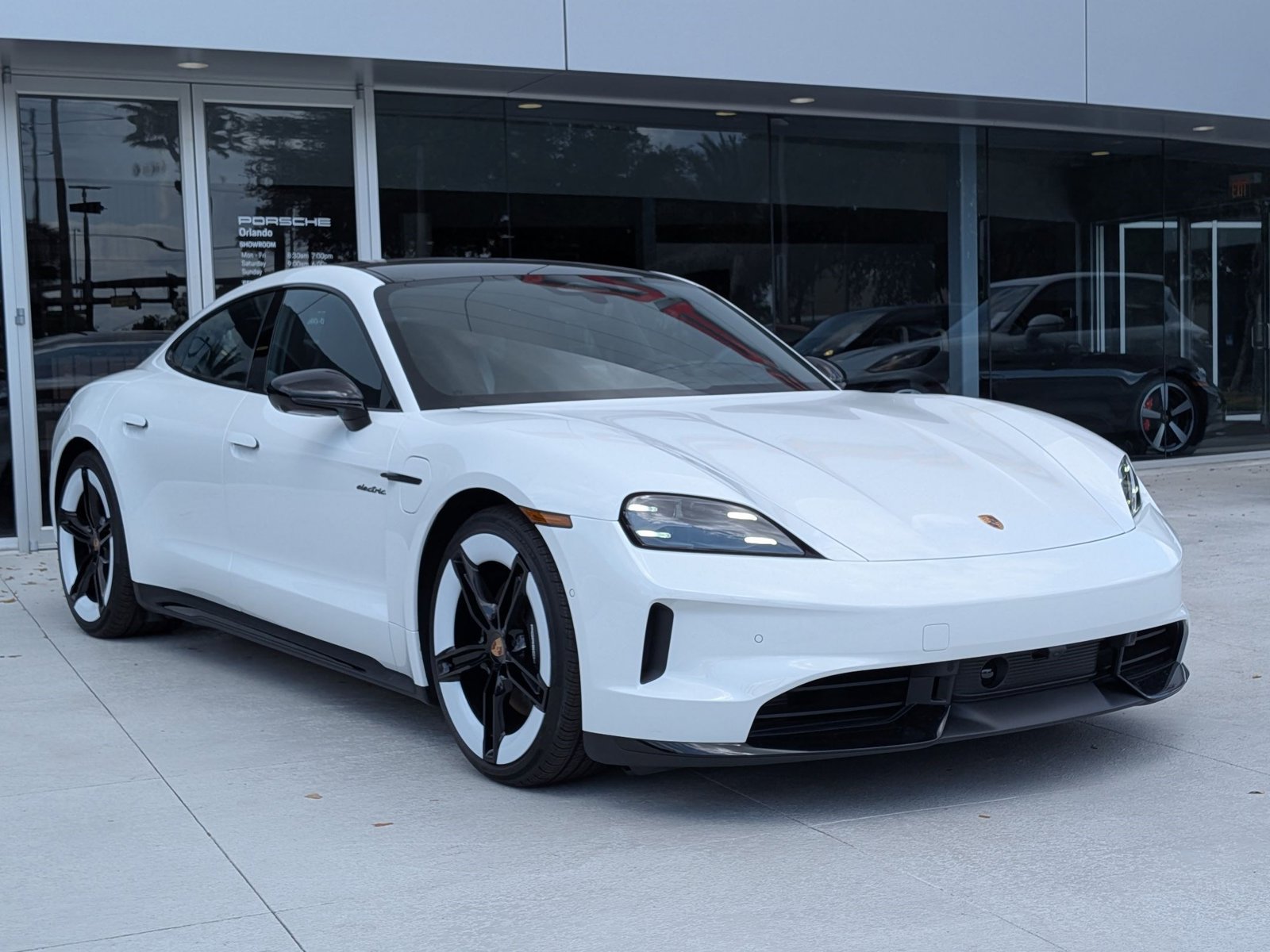 New 2026 Porsche Taycan RWD image 7
