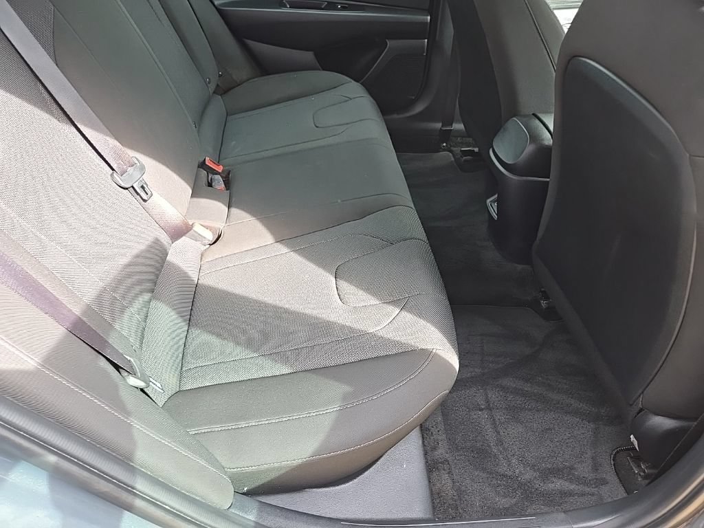 Used 2025 Hyundai Elantra SE FWD image 68