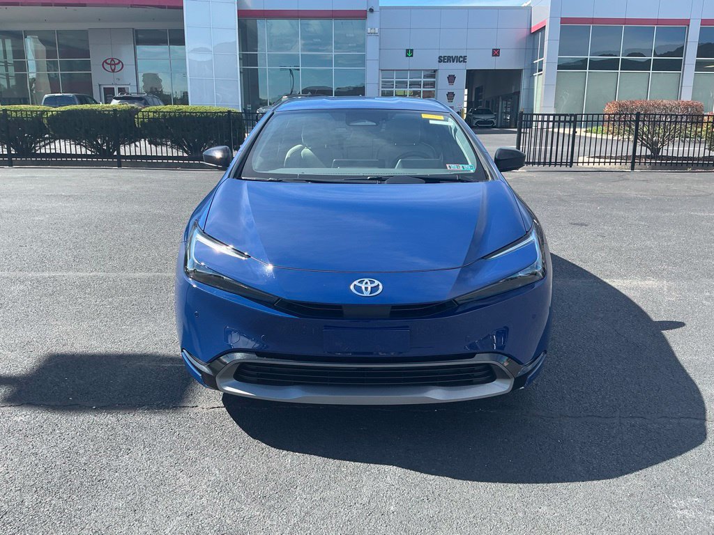 Certified 2024 Toyota Prius XLE FWD image 2