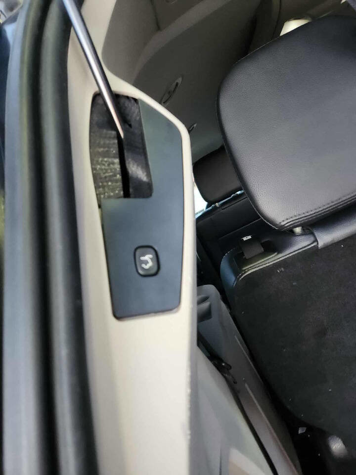 Used 2012 Chrysler Town & Country Touring w/ Entertainment Group #1 image 14