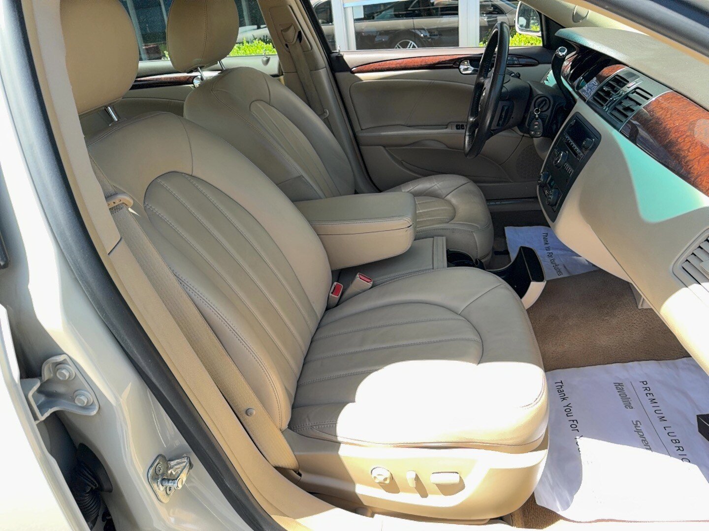 Used 2011 Buick Lucerne CXL FWD image 17