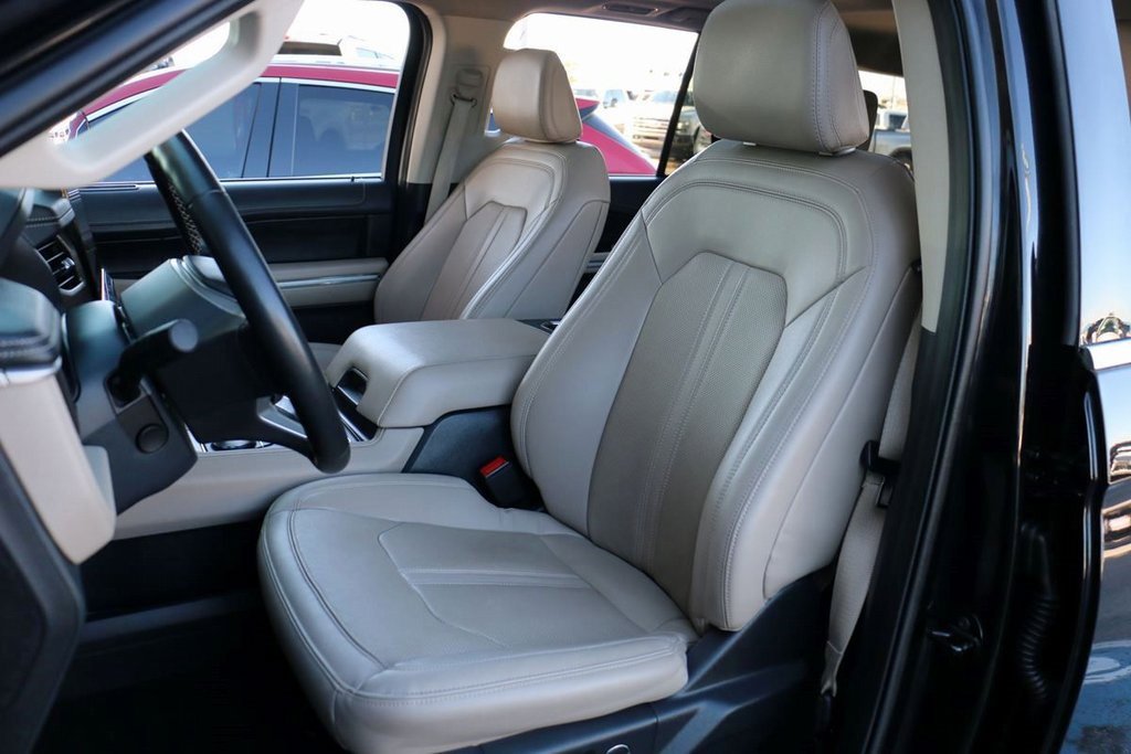 Used 2024 Ford Expedition Max Limited image 19