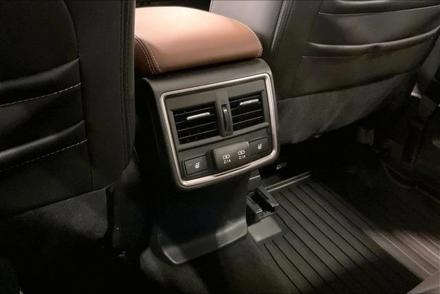 Used 2023 Subaru Forester Touring AWD/4WD image 34