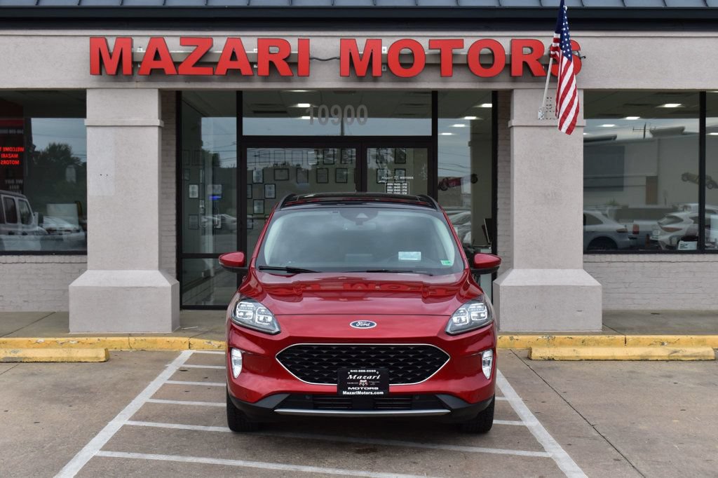 Used 2020 Ford Escape Titanium AWD/4WD image 5